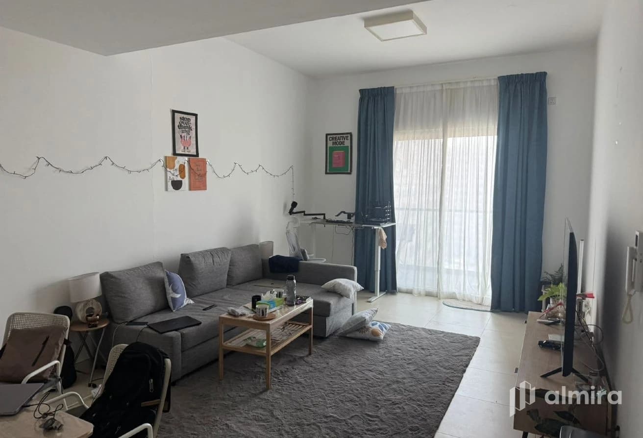 1BR w/ Balcony | Amazing View | Unfurnished Unit