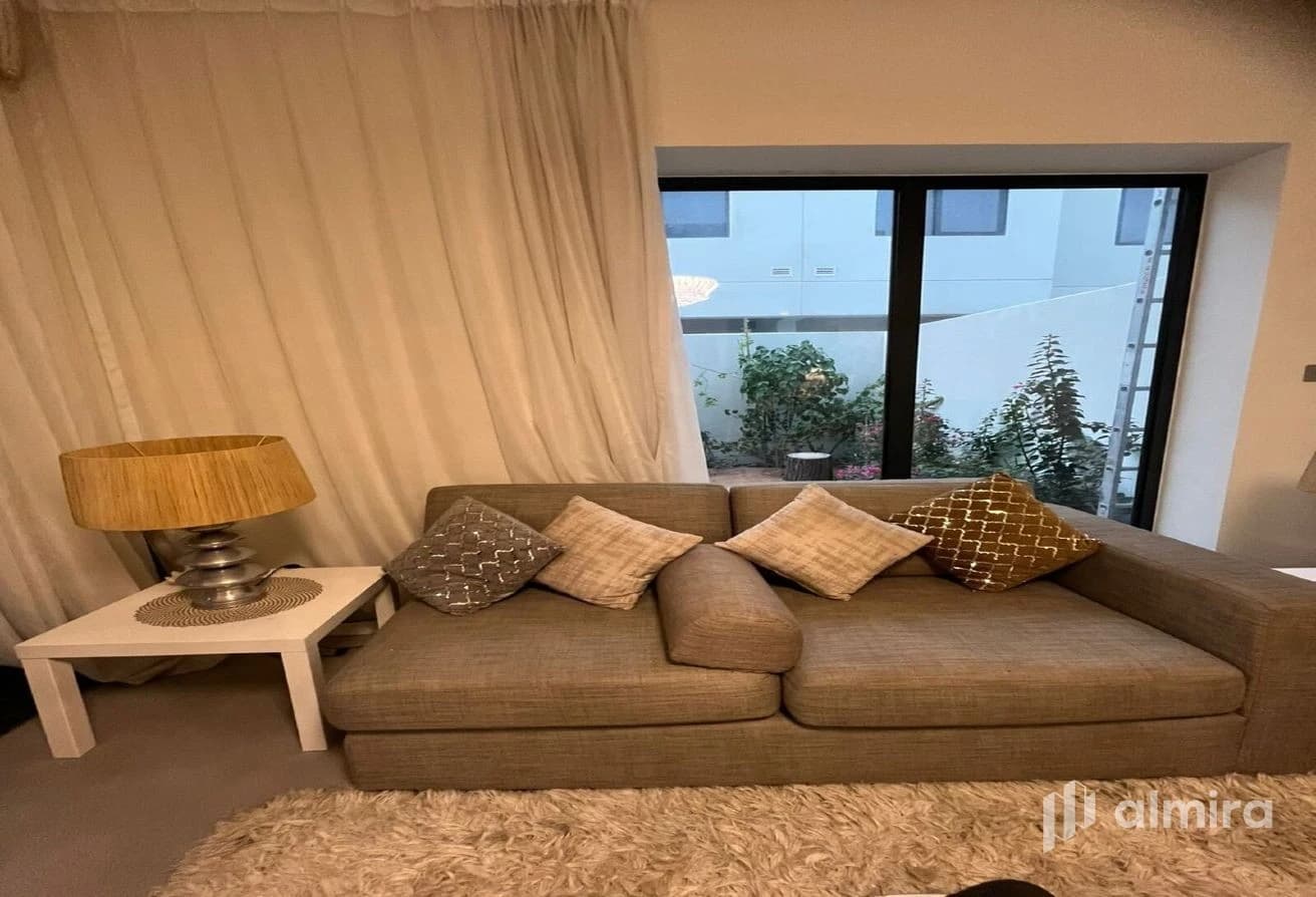 Vacant | Fully Furnished | Friendly Community